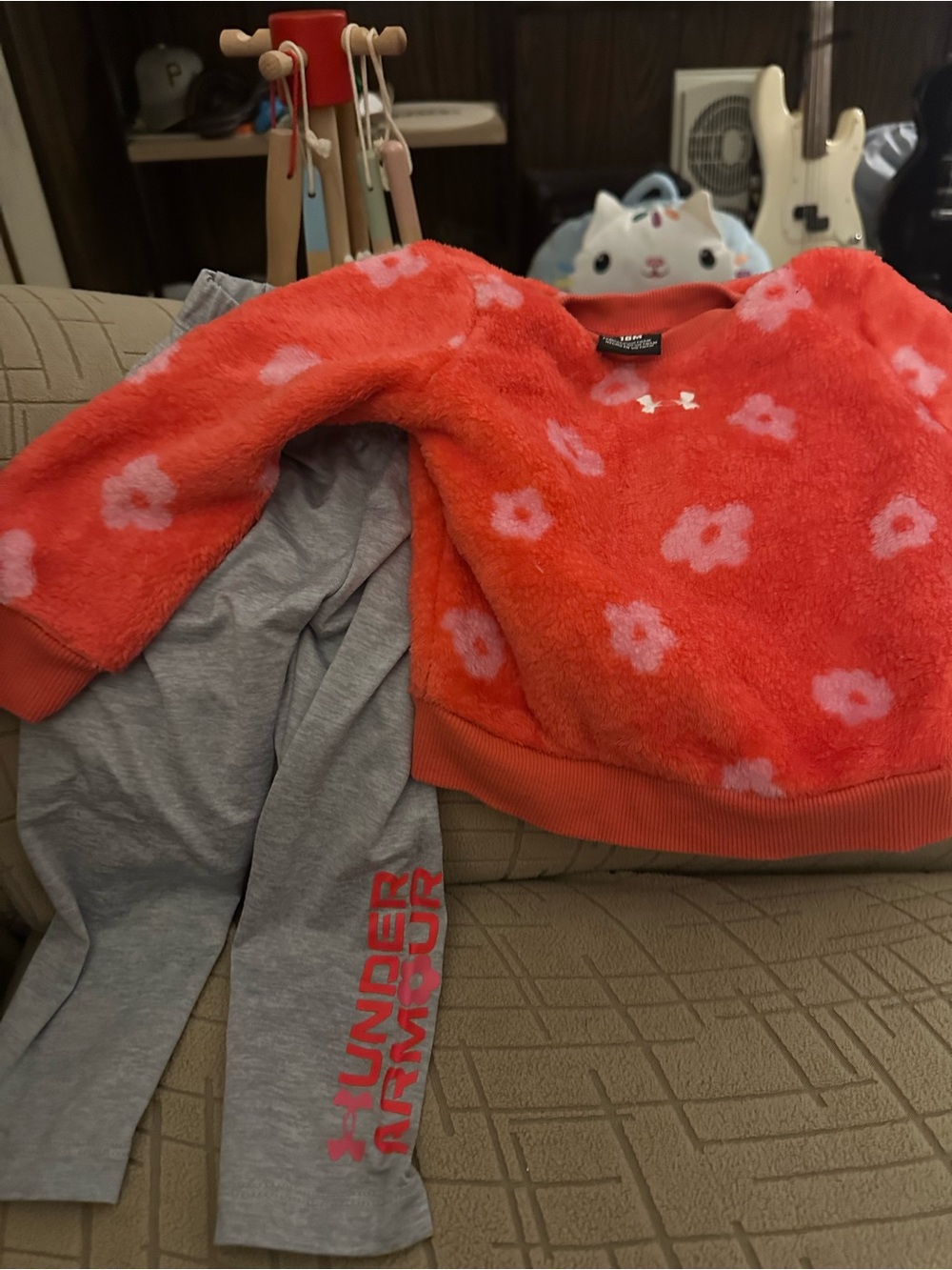 Under Armour Coral Floral Fleece Pullover with Gray Logo Leggings